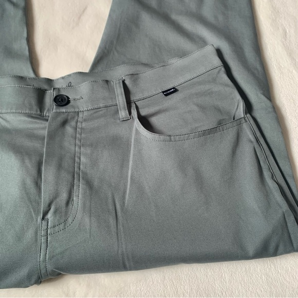 Travis Mathew Men’s Green Stretchy Pants Men's Size 36 - Picture 4 of 11